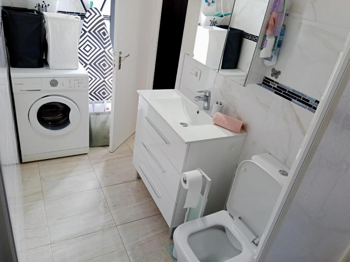 Bonito Apartamento De 1 Habitacion أرونا المظهر الخارجي الصورة